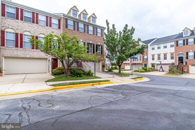 5300 Scottswood Ct, Alexandria, VA 22315 - photo 2