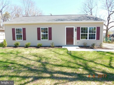 1028 Fitzallen Rd, Glen Burnie, MD 21060 - photo 2