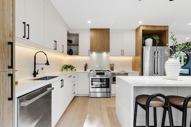 4 Wyman Ct unit 4, Winchester, MA 01890 - photo 4