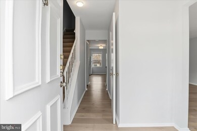 5422 Brixham Ct, Burke, VA 22015 - photo 3