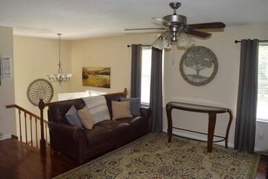 Living room (2)
