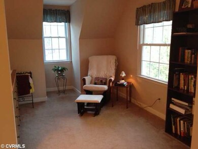 Master Bedroom - Sitting Area