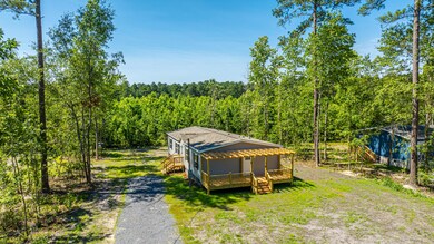 225AshHillDr043