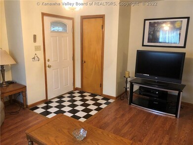 520 24th St, Dunbar, WV 25064 - photo 5