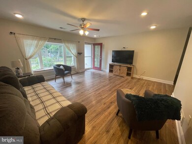 801 Salem Dr, Fredericksburg, VA 22407 - photo 7