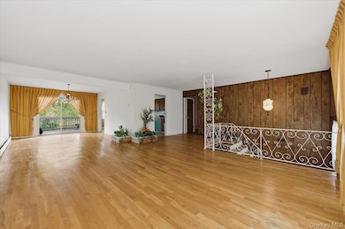 10 Gate Ln, West Islip, NY 11795 - photo 6