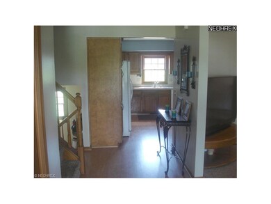 Foyer entrance with low maintenance laminate 