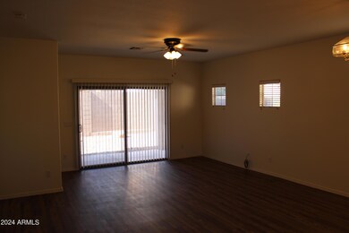 537 E San Carlos Way, Chandler, AZ 85249 - photo 7