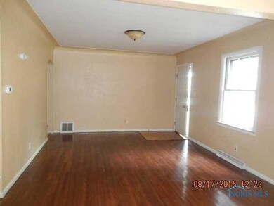 1218 Olson St, Toledo, OH 43612 - photo 2