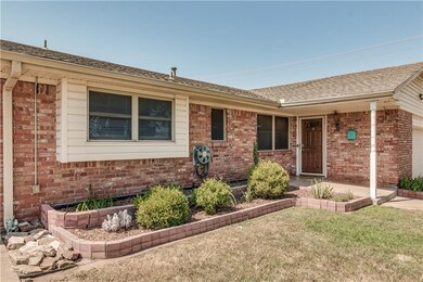 5816 NW 67th St, Warr Acres, OK 73132 - photo 2