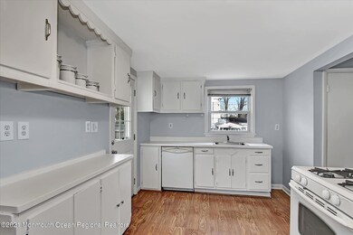 Kitchen (2)
