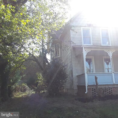 3605 Brehms Ln, Baltimore, MD 21213 - photo 2