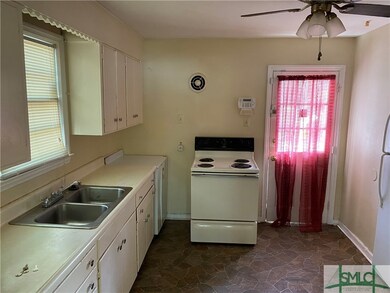 1305 E 57th St, Savannah, GA 31404 - photo 6