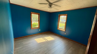 808 James St, Flatwoods, KY 41139 - photo 7