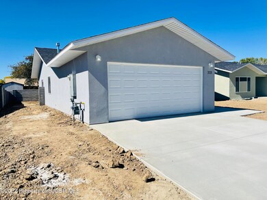 333 Valle Bonita Dr, Farmington, NM 87401 - photo 2