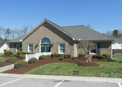 1002 Hidden Creek Cir, Salisbury, NC 28147 - photo 2