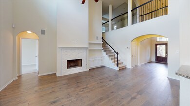 27723 Gracefield Ln, Fulshear, TX 77441 - photo 3