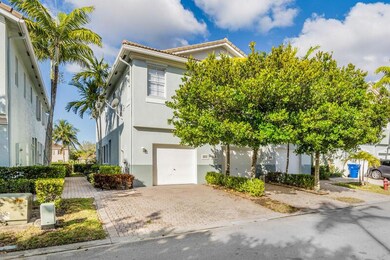 3063 Laurel Ridge Cir, Riviera Beach, FL 33404 - photo 2