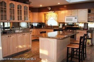 233 Pinecrest Rd, Oakhurst, NJ 07755 - photo 3