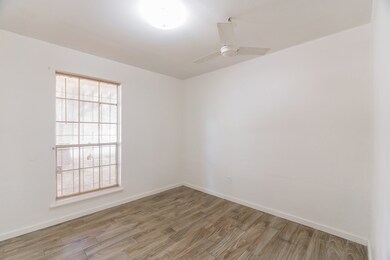 911 Francitas Dr, Houston, TX 77038 - photo 5