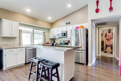 2406 S Beverly, Mesa, AZ 85210 - photo 2