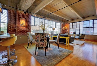 435 Monticello Ave unit 200D, Norfolk, VA 23510 - photo 3