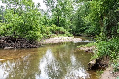 Property features Snow Creek.