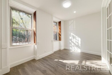 31 Herkimer St unit 1, Brooklyn, NY 11216 - photo 6