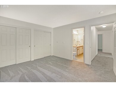 Bedroom, Primary