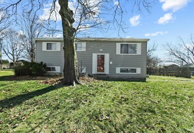 5233 Brownfield Ct, Columbus, OH 43232 - photo 2