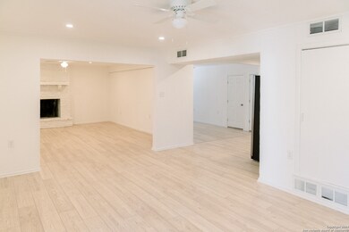 1383 Oblate Dr, San Antonio, TX 78216 - photo 5