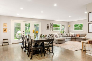 Hardwood Floors Throughout!