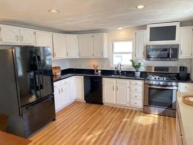 22 Ord St, Salem, MA 01970 - photo 3