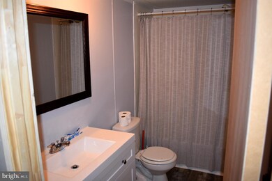 270 W Uwchlan Ave unit 53, Downingtown, PA 19335 - photo 7