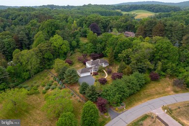 4 Seven Springs Dr, Reading, PA 19607 - photo 5