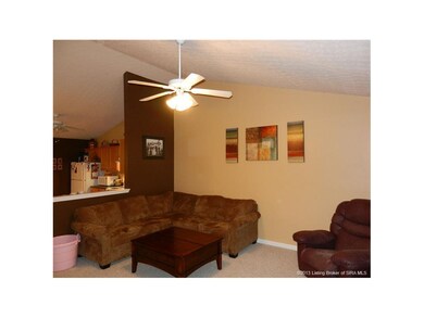 6519 Brad Ct, Floyds Knobs, IN 47119 - photo 7