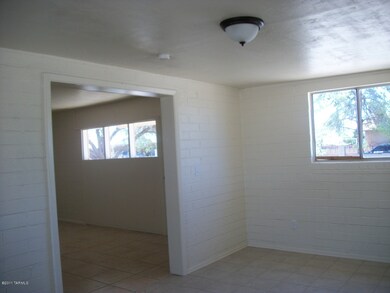 family room 2