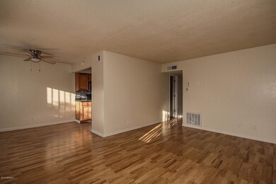 0004-Tuckey Lane #122 (4)
