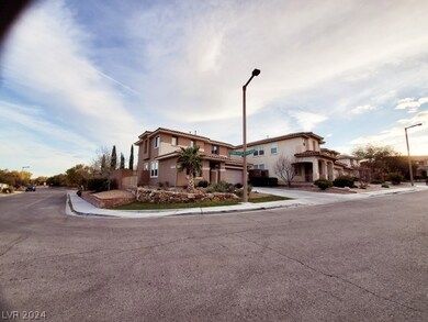 11067 Caramel Crest Ct, Las Vegas, NV 89135 - photo 3