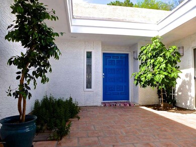 Private Courtyard