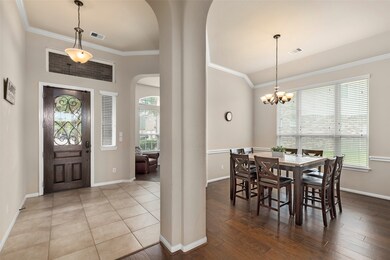 6142 Wickshire Dr, Rosenberg, TX 77471 - photo 2