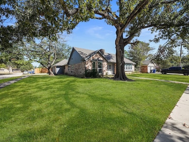 29414 Stapleford St, Spring, TX 77386 - photo 2