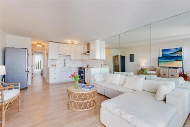 274 Dune Rd unit 19, Westhampton Beach, NY 11978 - photo 3