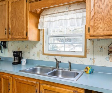 9 Tulip Ave, Freeport, ME 04032 - photo 6