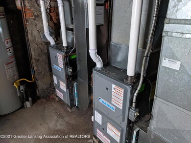 516 N Sycamore St, Lansing, MI 48933 - photo 7