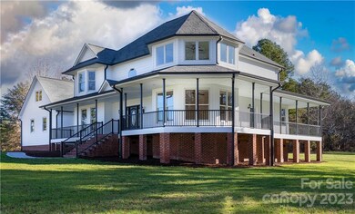 575 Cactus Ln, Clover, SC 29710 - photo 4