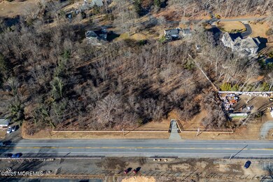 680 NJ34 Colts Neck NJ 07722-large-011-0