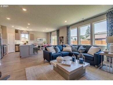 2957 W St, Springfield, OR 97477 - photo 7