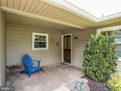 4322 Mariner Ln, Fairfax, VA 22033 - photo 4