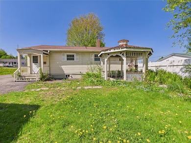 80 Garden Circle Spring 2025 (32)